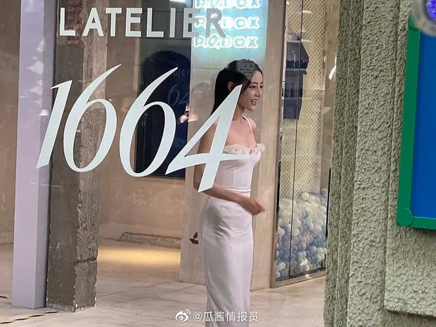 Địch Lệ Nhiệt Ba qua ảnh chụp lén: Lần này liệu có khá hơn trước đó?