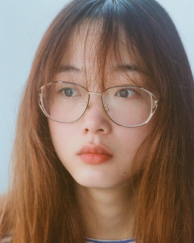 Diễn viên Squid Game giống Sulli như chị em thất lạc: Style cũng y hệt
