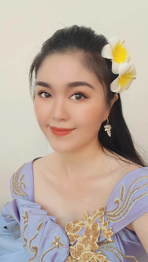 Em gái ruột ít ai biết của Lê Phương: Xinh như Hoa hậu, đang làm BTV