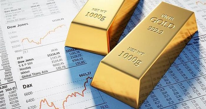Giá vàng bất ngờ tăng vọt cuối tuần: Giá mì, trứng không tăng là được