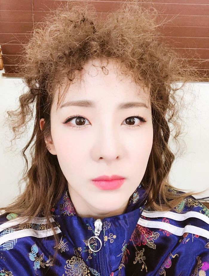 Hết Dara lại tới mỹ nhân thế hệ mới Yeji bị dìm thảm hại