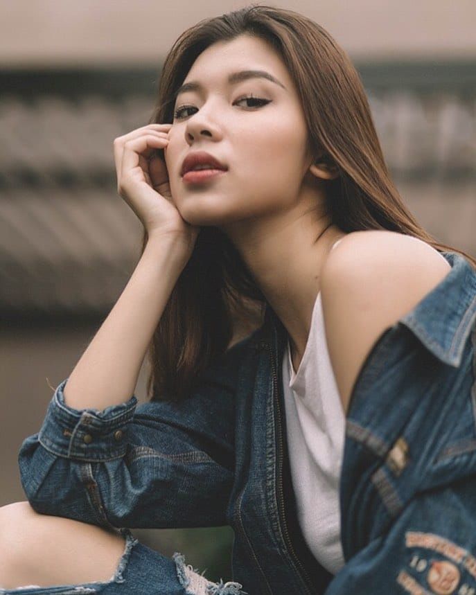 Hòa Minzy và mỹ nhân Việt truyền kinh nghiệm xử lý dứt điểm mụn thịt