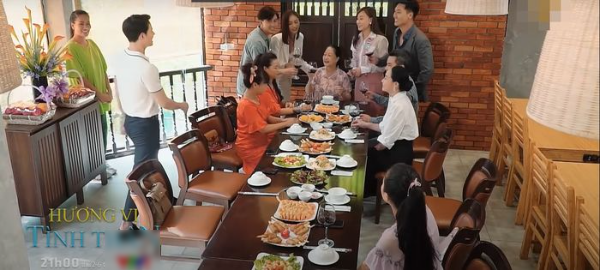 Hương vị tình thân: Dũng bất ngờ vì Diệp đến trong bữa cơm thông gia