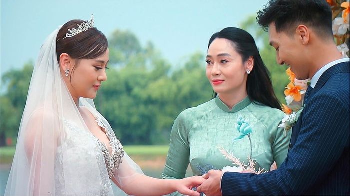 Hương Vị Tình Thân: Ông Khang yêu cầu bà Xuân phải đối xử tốt với Nam