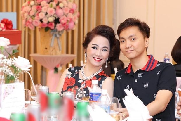 Bà Phương Hằng có 4 người con: 1 cô con gái là bản sao của mẹ