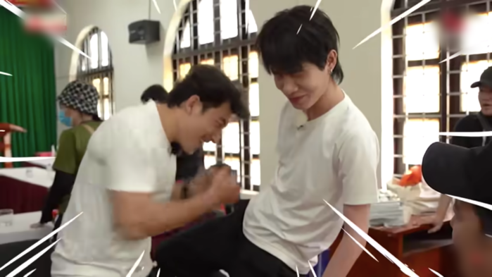 Hậu trường Running Man trước giờ lên sóng: Jack được cưng hết mực