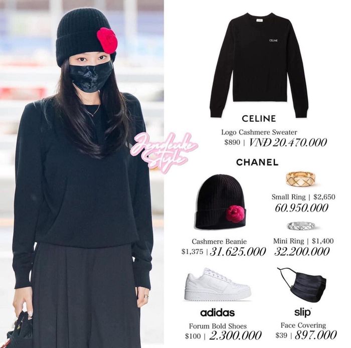 Jennie hóa bông hồng ở sân bay: Netizen soi áo lạc quẻ như mượn Lisa