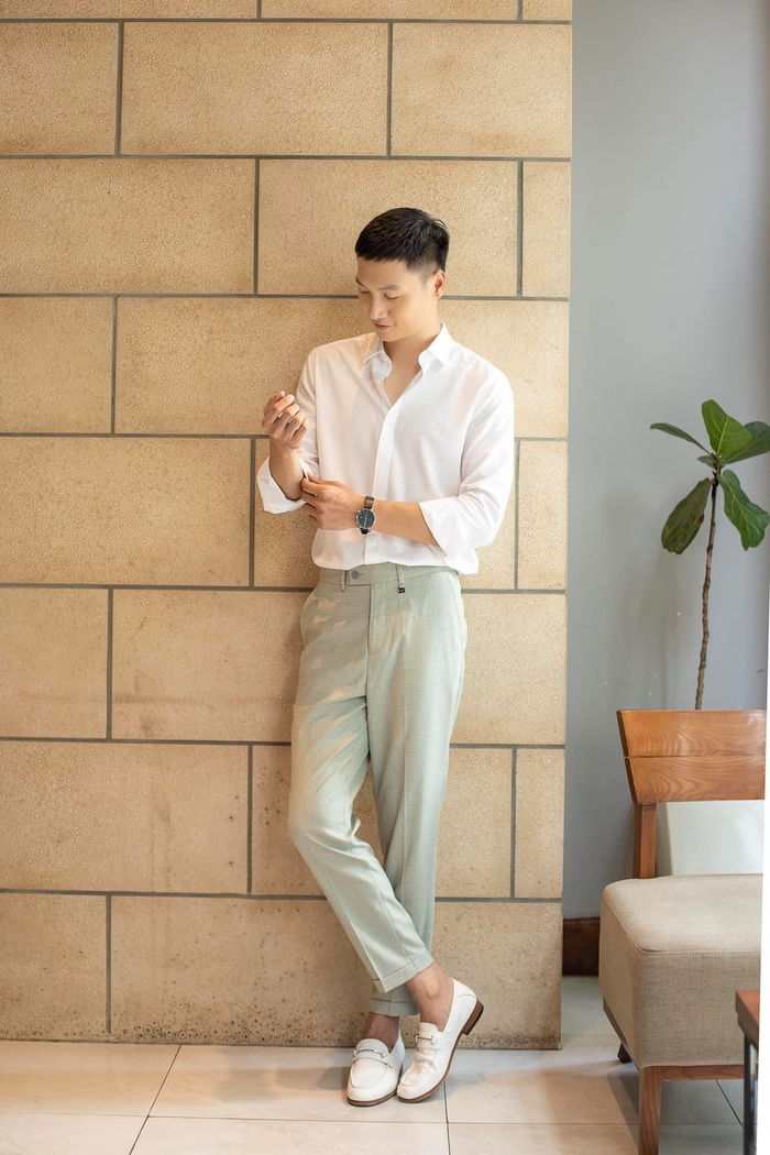 Khi các nam thần truyền hình cùng diện sơ mi trắng: Ai bảnh nhất?
