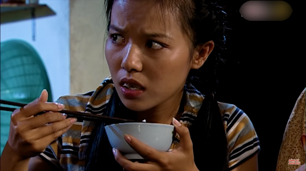 Lý Thanh Thảo Mùi Ngò Gai: Biến mất 5 năm, viên mãn với chồng Tây