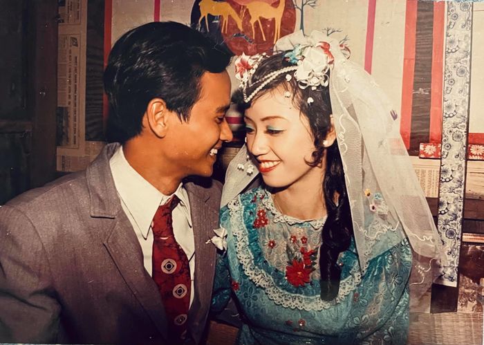 Midu xinh đẹp là thế cũng phải nhường ngôi hoa khôi cho mẹ ruột