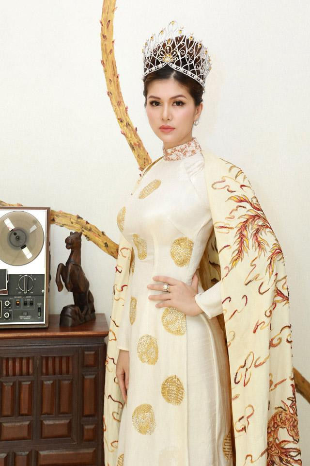 Mỹ nhân Việt lấy đại gia: Chẳng cần làm gì chỉ việc sinh con