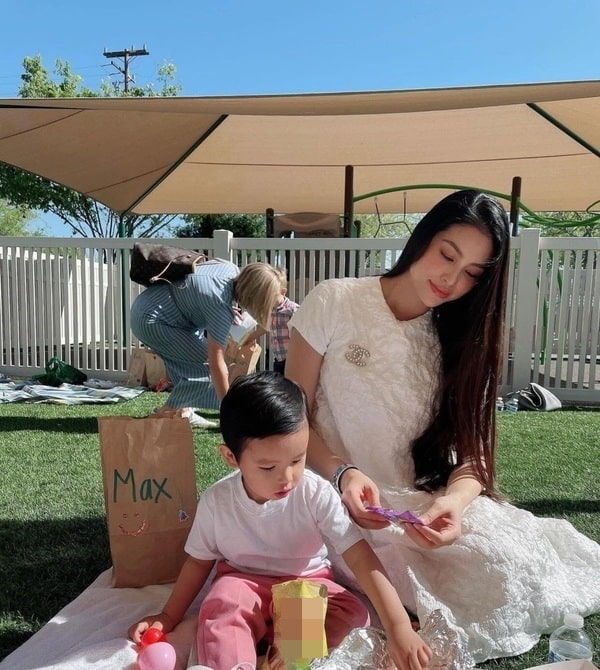 Mỹ nhân Việt lấy lại sắc vóc ngoạn mục sau sinh nở