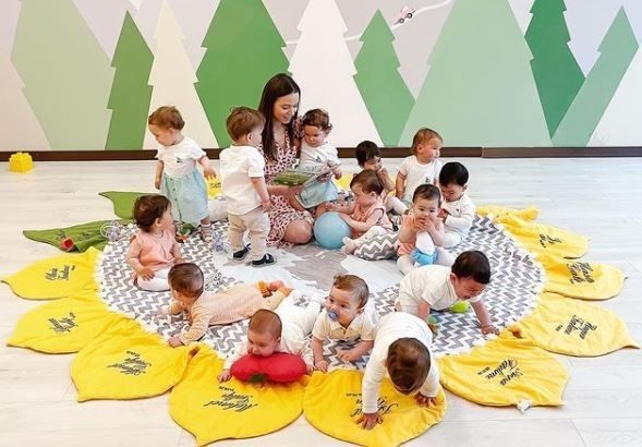 Người mẹ 24 tuổi có 22 đứa con vẫn muốn thêm: Có 16 bảo mẫu chăm sóc