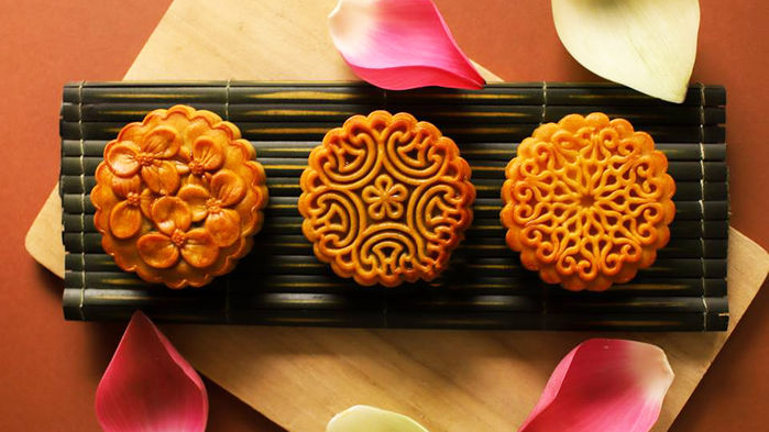 Hạn chế tinh bột mà ăn bánh trung thu: 1 bánh tương đương 5 chén cơm