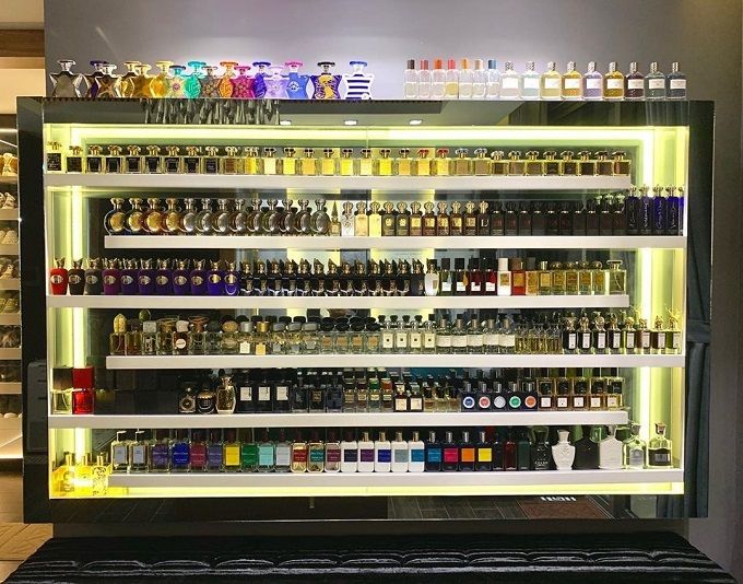 Những bức ảnh toát ra “mùi tiền” của sao Việt: Lệ Quyên 15 tỷ