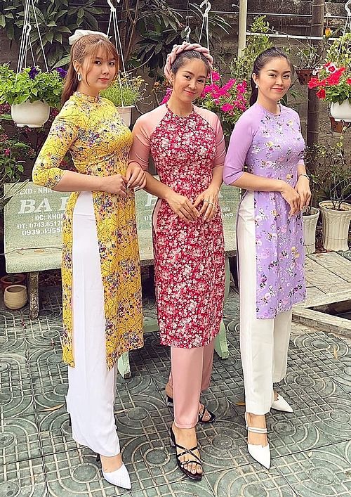 Những cô em gái tài năng của sao Việt: Lê Phương có hẳn 2 hậu duệ