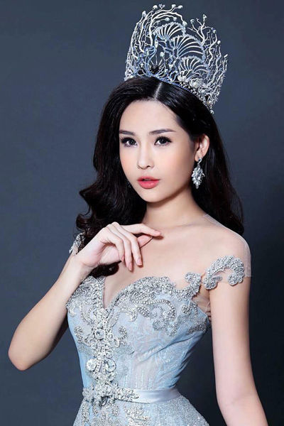 Những nàng Hậu giỏi nhất Vbiz: Có người đậu thạc sĩ khi mới 23 tuổi