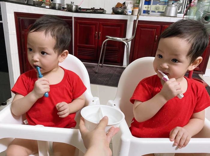 Hội nàng Hậu mới ngày nào là biểu tượng nhan sắc, nay đã 1 nách 2 con