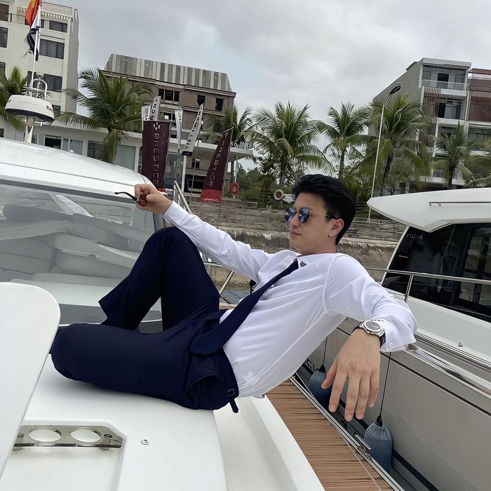 Sao nam Vbiz sở hữu làn da trắng phát sáng khiến chị em thầm ghen tị