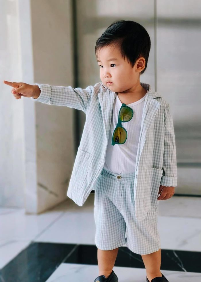 Phong cách thời trang của Bo Thúi: mặc đồ nào cũng như fashionista