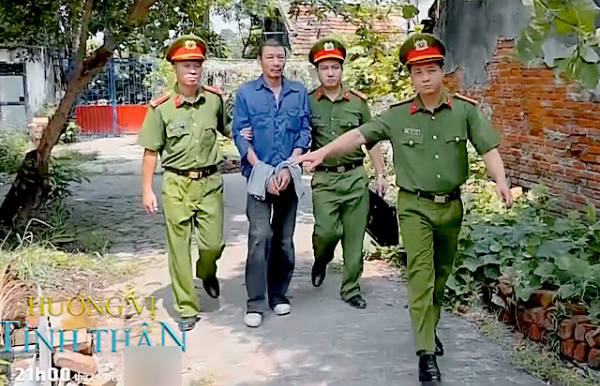 Sao Việt 24h: Bố Sinh bị đưa đi làm Nam lo lắng, Lệ Quyên khoe eo 59cm