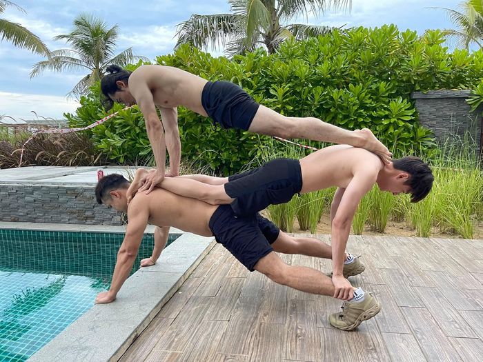 Sao Việt 24h: Dũng Mathiu bật khóc xin lỗi, Diệp lại mủi lòng