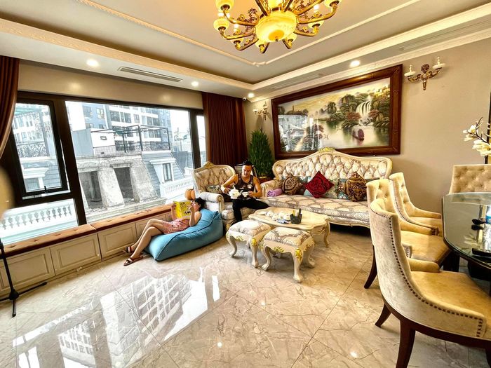 Sao Việt 24h: Đàm Vĩnh Hưng mời công ty kiểm toán vào cuộc