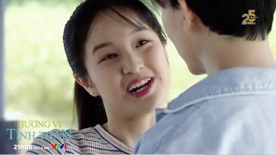 Sao Việt 24h: Thy sôi máu khi thấy trà xanh bất chấp hôn Huy