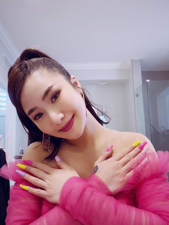 Sao Việt chân ướt chân ráo thi gameshow: Hương Tràm Tây hóa khác xưa