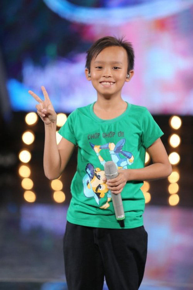 Sao Việt chân ướt thi gameshow: Hồ Văn Cường đổi đời nhờ gặp Phi Nhung