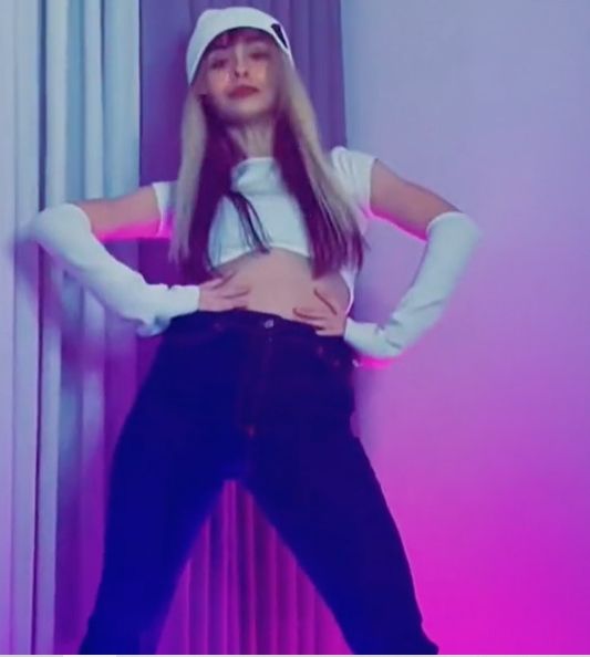 Sao Việt cover LALISA: dàn trai đẹp có đủ sức chiếm ưu thế với dàn nữ