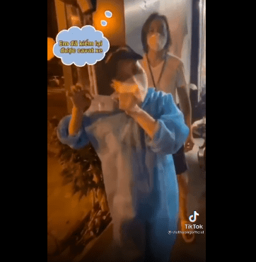 Những sao Việt gặp sự cố từ thiện vẫn không chùn bước
