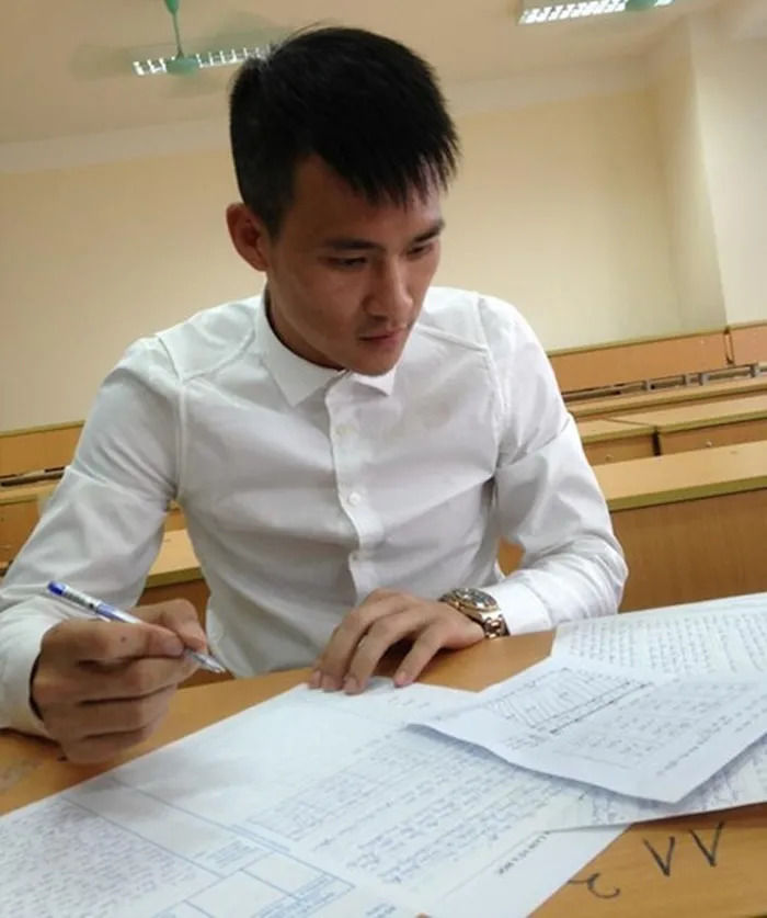 Sao Việt tốt nghiệp đại học Luật: giờ đã hiểu lý do Công Vinh bênh vợ