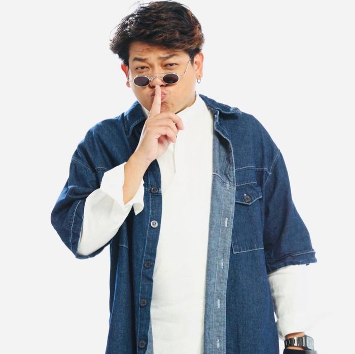 Sao Việt tự hào vì bố mẹ làm lao công: Mẹ không làm thì ai làm?