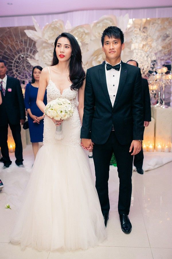 Siêu đám cưới của Thủy Tiên - Công Vinh: 2 tỷ tiền mừng làm từ thiện