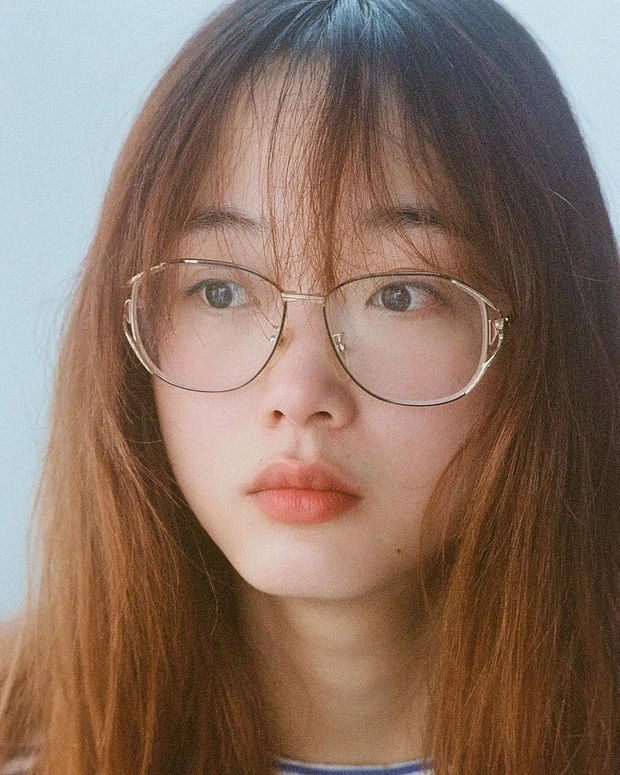 Squid Game đổ bộ, netizen sốc vì mỹ nhân na ná Sulli, Lee Sung Kyung
