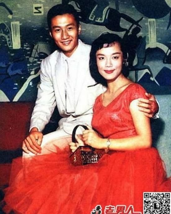Tạ Hiền ở tuổi 85: Phong lưu đa tình, quen bạn gái kém tận 49 tuổi