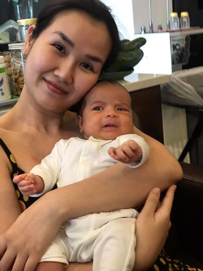 Tên thật của các em bé lai nhà sao: Con Võ Hạ Trâm tên dài mà ý nghĩa