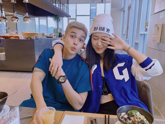 Trang phục đồng điệu thứ 2 của dàn cast Running Man Việt tại Hàn Quốc