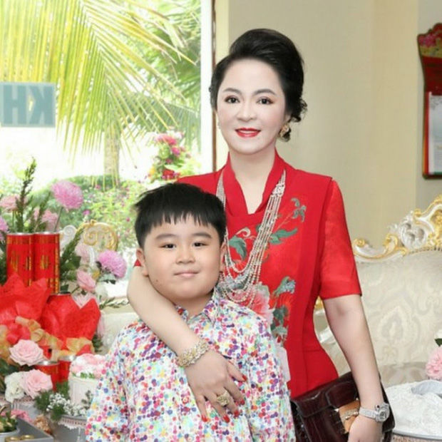 Tỷ phú nhỏ tuổi nhất Việt Nam: Tôi chỉ là con nít không liên quan gì
