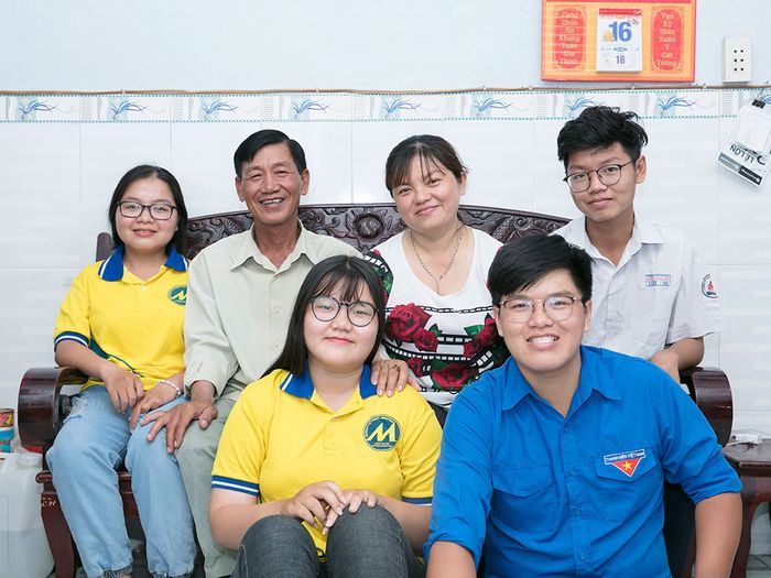 20/10, vinh danh những người mẹ nghèo, vượt khó nuôi con thành tài