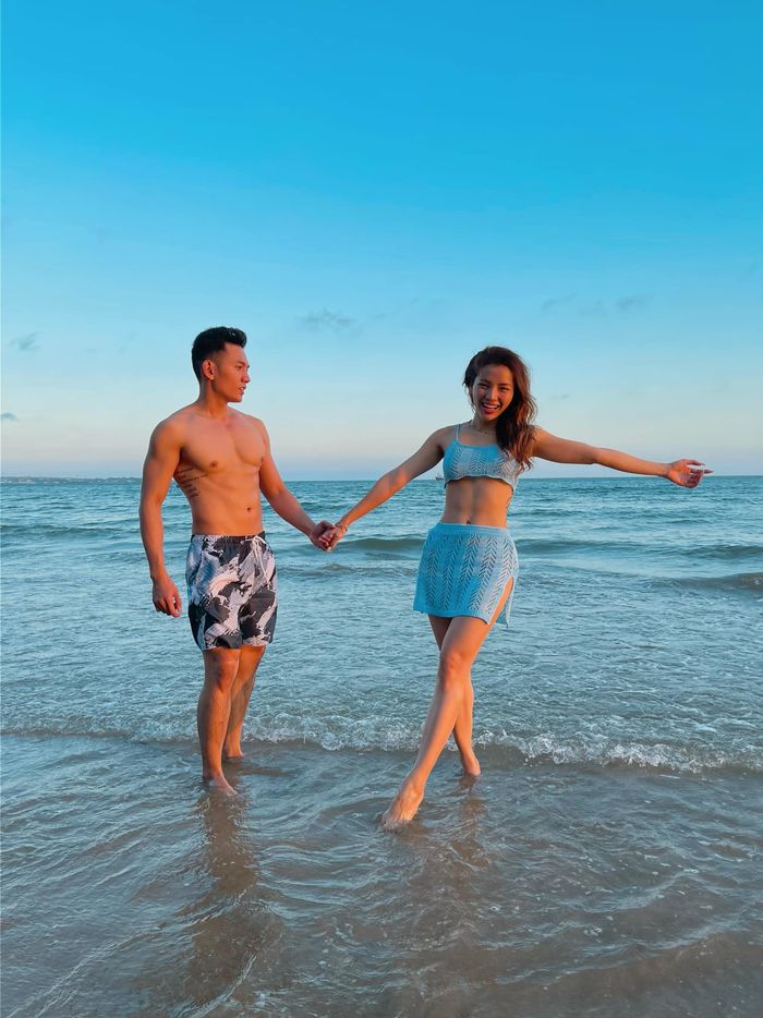 Ảnh hot sao Việt 21/10: Kim Lý làm điều lãng mạn khiến Hà Hồ hạnh phúc