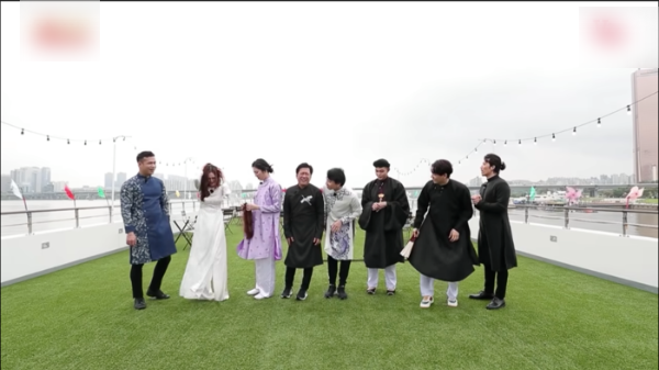 Ảnh hot sao Việt 24/10: Lan Ngọc rơi tóc giả trong Running Man