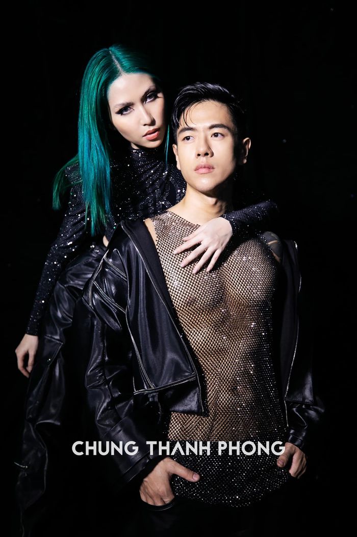 Ảnh hot sao Việt 27/10: Trung Quân Idol tháo chạy vì chung cư cháy