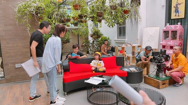 Bé gái trong phim Hương vị tình thân: thu nhập 60 triệu/tháng