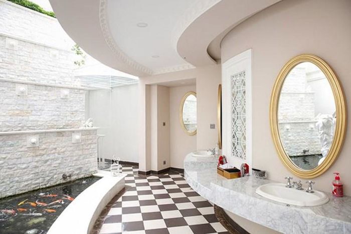 Biệt thự đậm chất châu Âu của sao: người dát vàng, view biển 600 tỷ