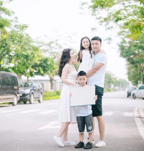 Cặp đôi yêu nhau từ lớp 9, hôn nhân hơn 10 năm chưa từng nhạt