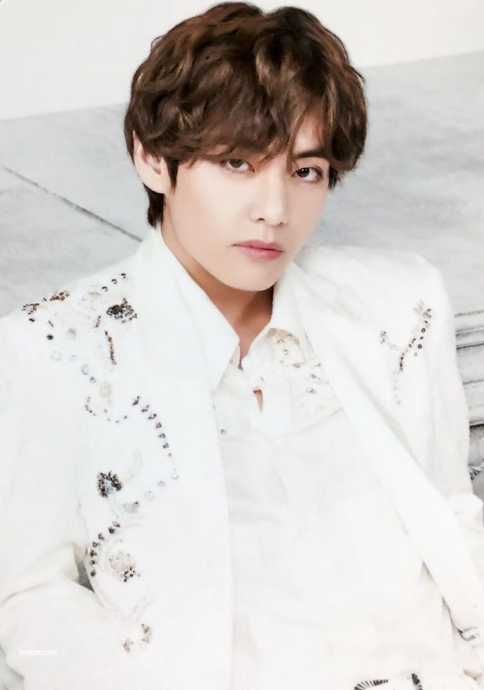Choáng trước những món quà độc đáo fan Việt tặng cho idol Kpop
