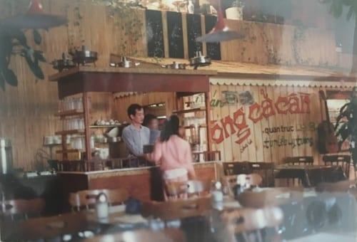 Bánh bao Cả Cần nổi tiếng Sài Gòn: đặc trưng màu hẩm, có vị thơm bùi