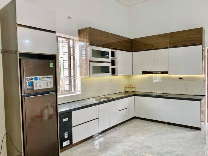 Cô gái 23 tuổi xây nhà 1,4 tỷ tặng mẹ: chỉ mong mẹ vui, tất cả con lo